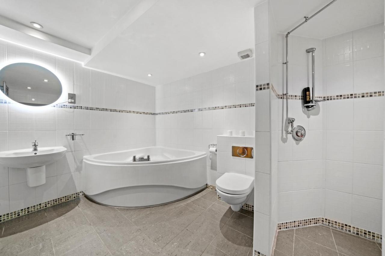 Vikings Duplex Apartment City Centre With Free Parking يورك المظهر الخارجي الصورة
